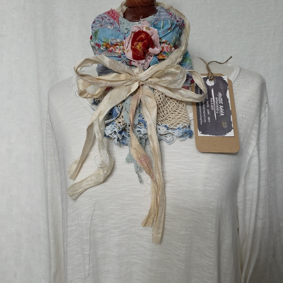 JABOT 💐 OOAK SPRING BOUQUET MOSSIE ANNA ARTISAN DESIGN NWT - Picture 3 of 12